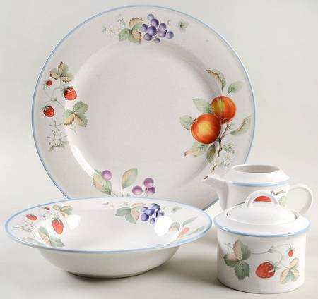 Luscious 5 Piece Hostess Set