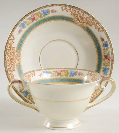 Cottswold Footed Bouillon Cup & Saucer