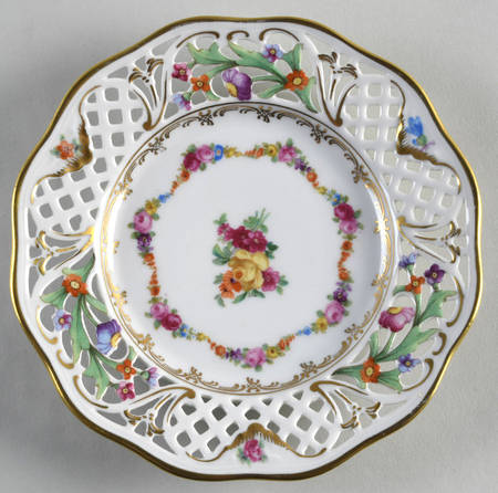 Dresden Garland Pierced Bread & Butter Plate