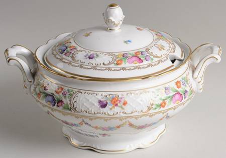 Dresden Garland Tureen &  Lid