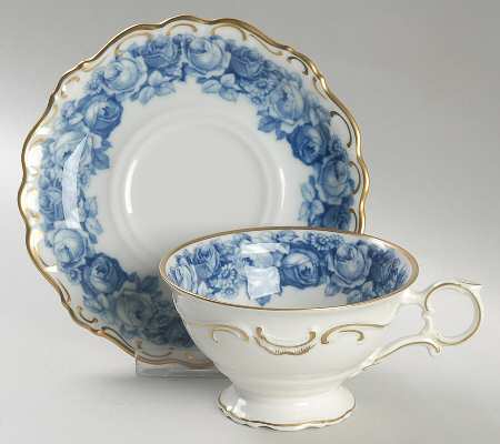 Heirloom Blue Footed Cup & Saucer Set