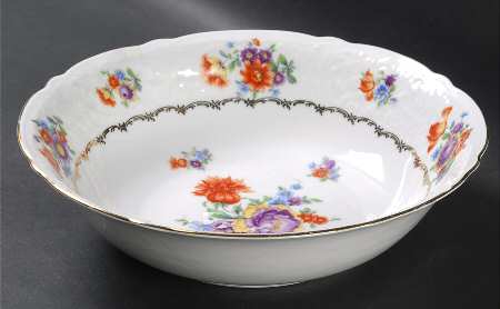 SCH18 9" Round Vegetable Bowl by Schumann - Bavaria