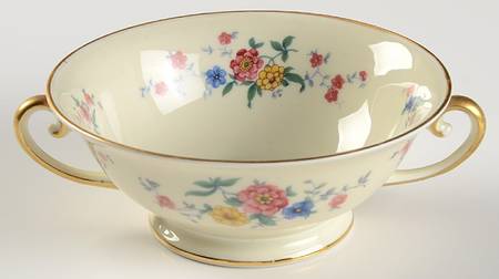 SCH87 Footed Cream Soup Bowl