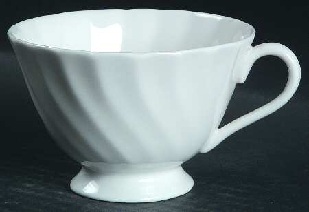 Pirouette Footed Cup