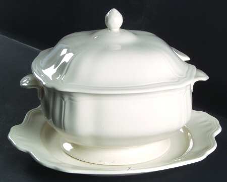 Federalist White Tureen & Lid w/Underplate