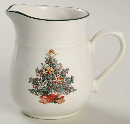 Holly & Lace Creamer