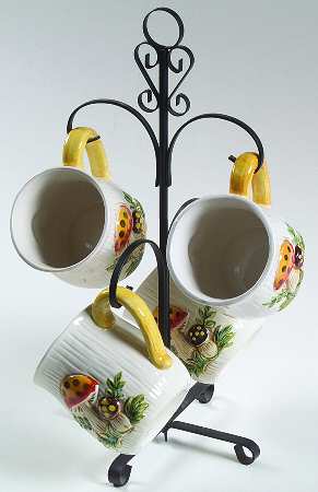 Merry Mushroom Mug Tree & 4 Mugs