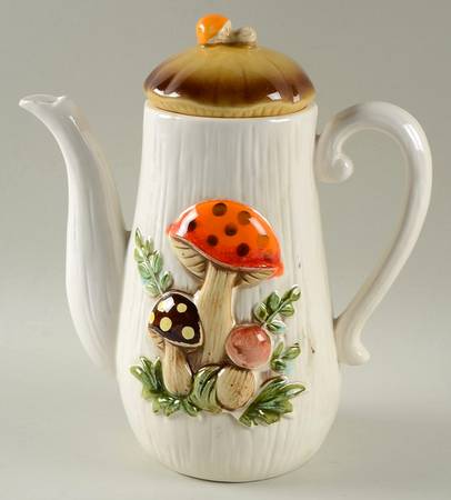 Merry Mushroom Coffee Pot & Lid