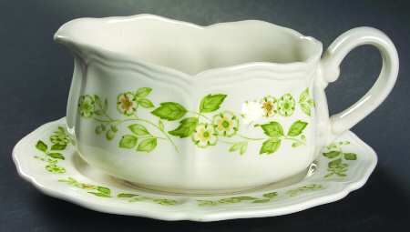 Petit Flora Gravy Boat & Underplate