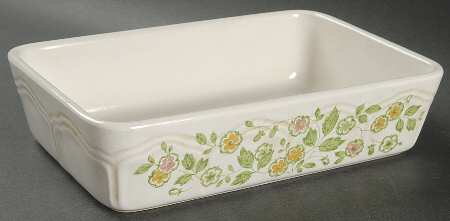 Petit Flora 9" Rectangular Baker