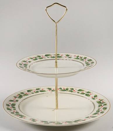 Noel 2 Tiered Serving Tray (Dinner & Salad Plate)