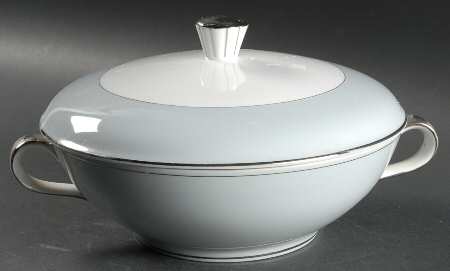 2398 (Coupe) Round Covered Vegetable