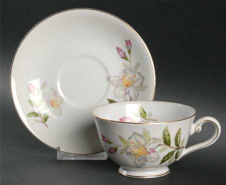 Azalea Footed Cup & Saucer Set