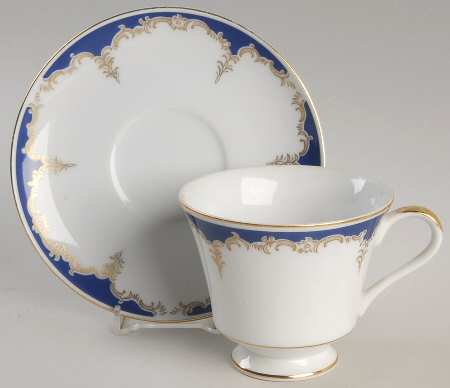 Baron Footed Cup & Saucer Set