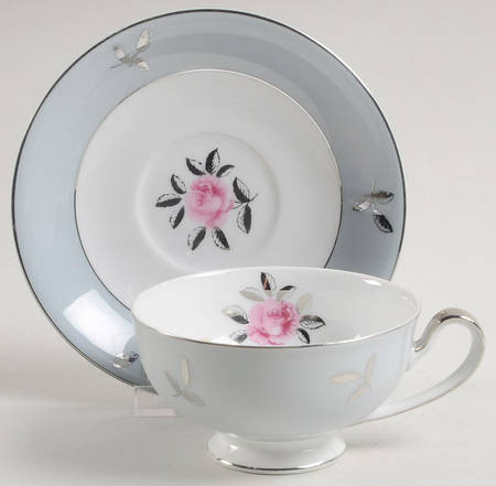 Bella Maria Footed Cup & Saucer Set