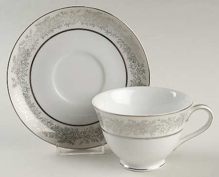 Brilliant Footed Cup & Saucer Set