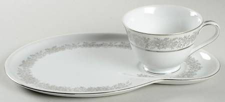 Brilliant Snack Plate & Cup Set