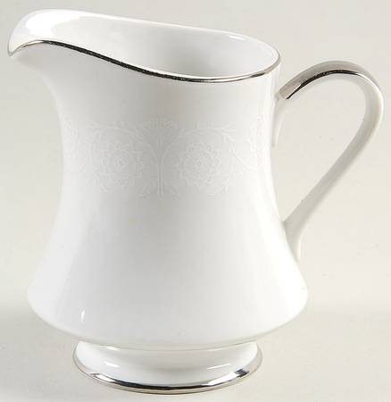Bridal Lace Creamer