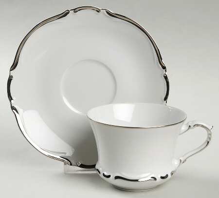 Majesty Flat Cup & Saucer Set