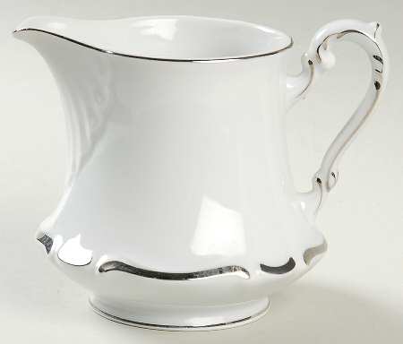 Majesty Creamer