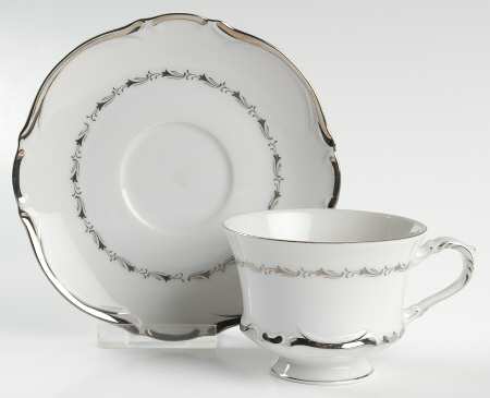 Marquis Footed Cup & Saucer Set