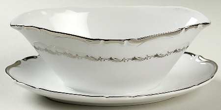 Marquis Gravy Boat with Attached Underplate