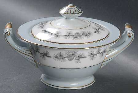 Pinecone Sugar Bowl & Lid