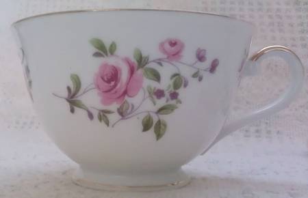 660 Snack Plate & Cup Set