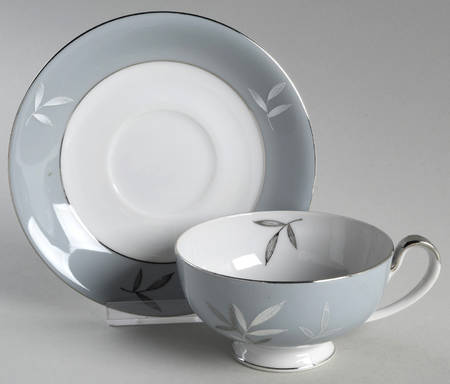 White Leaf Footed Cup & Saucer Set