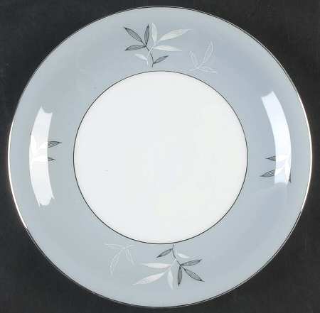 White Leaf Salad Plate