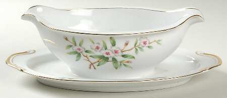 Wild Cherry Gravy Boat with Attached Underplate