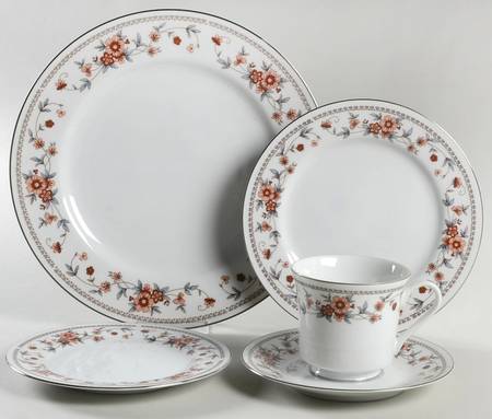 Anniversary 5 Piece Place Setting