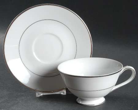 Fremont Footed Cup & Saucer Set