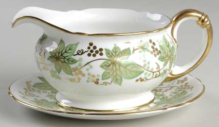 13616 Gravy Boat & Underplate