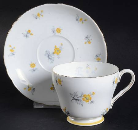 Charm Oversized Cup & Saucer Set