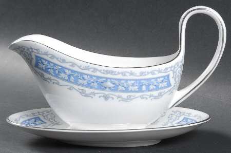 Columbia Gravy Boat & Underplate