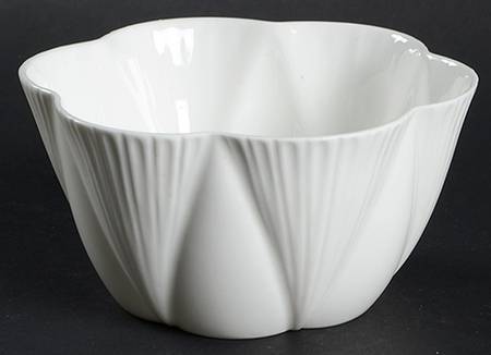 Dainty White (No Trim) Cranberry Bowl