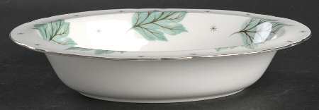 Drifting Leaves 9" Oval Vegetable Bowl