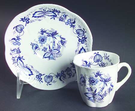 Meissenette Flat Demitasse Cup & Saucer Set