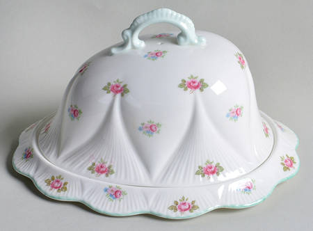 Rosebud (Dainty Shape) Cheese Dish with Lid (Wedge)