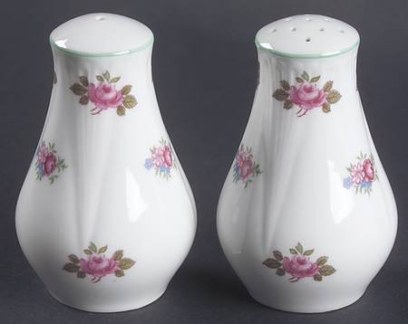 Rosebud (Dainty Shape) Salt & Pepper Set