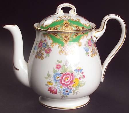 Sheraton Green (Scalloped) Teapot & Lid
