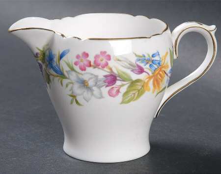 Spring Bouquet (Gainsborough, Scalloped) Mini Creamer
