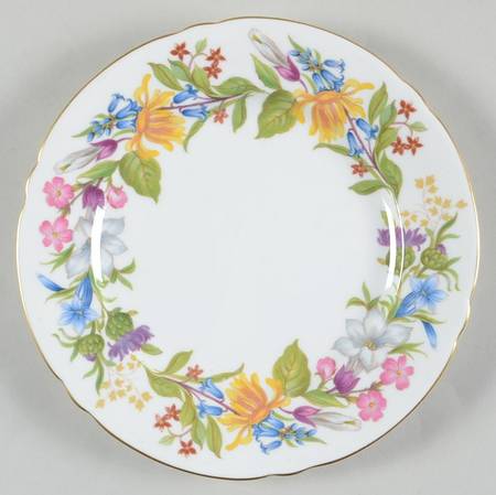 Spring Bouquet (Gainsborough, Scalloped) Dessert/Pie Plate