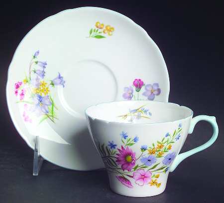 Wild Flowers (Gainsborough) Flat Cup & Saucer Set