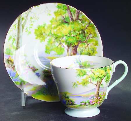 Woodland Footed Cup & Saucer Set