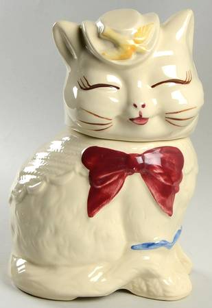 Puss N' Boots Cookie Jar & Lid