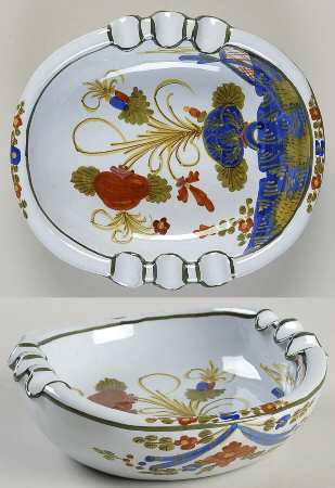 Carnation 7" Oval Ashtray