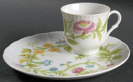 Monticello Snack Plate & Cup Set