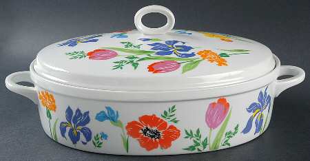 Primavera 2.5 Quart Oval Covered Casserole